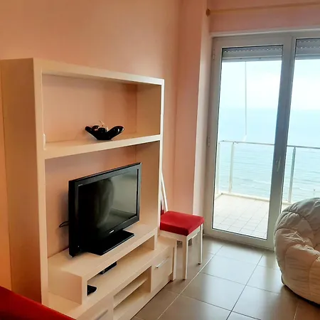 Mani 2 * Durrës