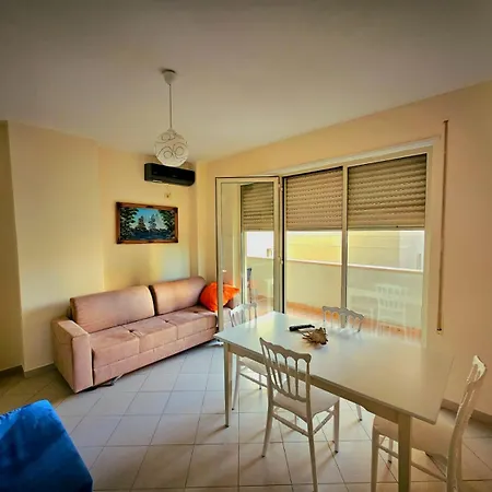 Mani 2 Appartamento Durrës