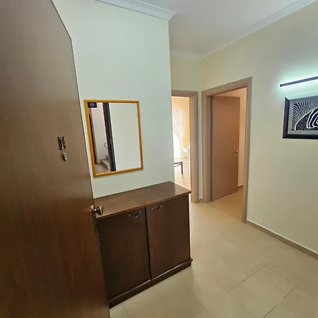 Mani 2 Apartment Durres