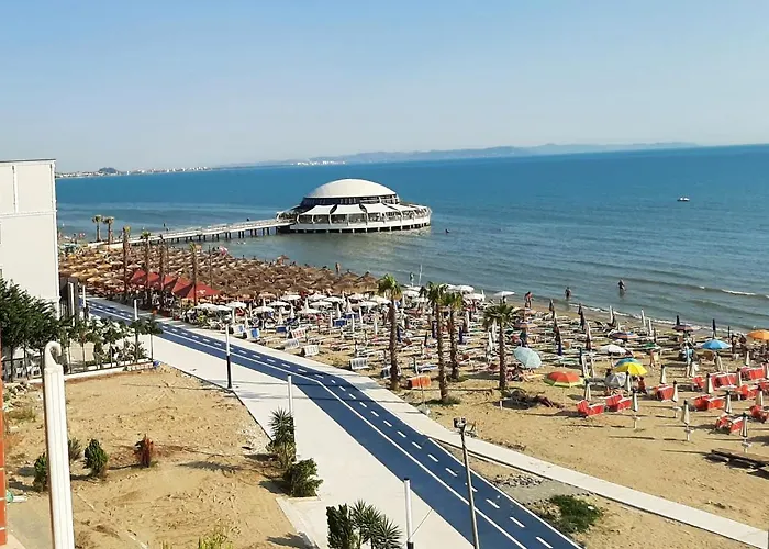 Mani 2 Apartment Durres